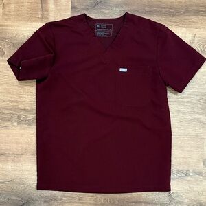 FIGS Men's M Burgundy Leon Three-Pocket Scrub Top™